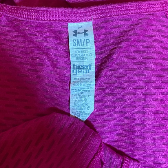 Woman’s Mesh Running UNDER ARMOUR Purple Heatgear Top, EUC, Sz SP - Picture 5 of 7